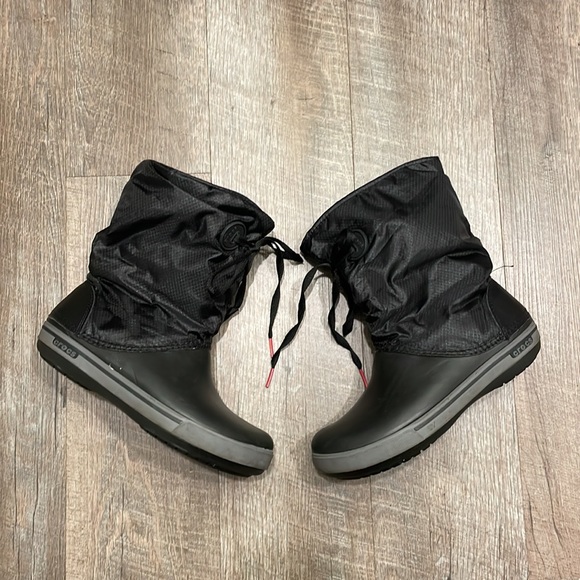 CROCS Shoes - Crocs Black short Waterproof snow/rain boot size 7